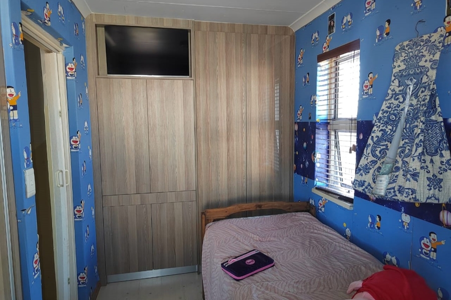 2 Bedroom Property for Sale in Woodlands Western Cape